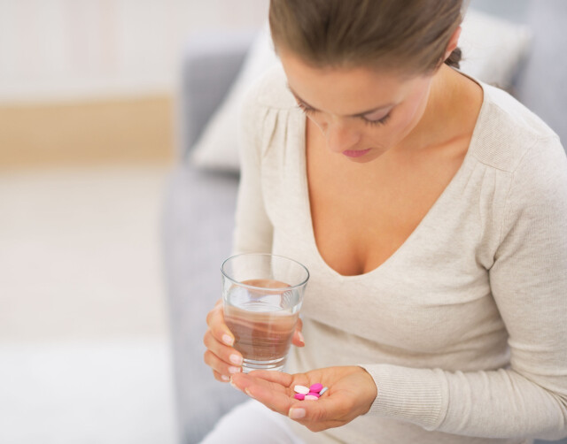 MEDISINER: Tidligere opererte man alltid ved blindtarmbetennelse, men i dag er antibiotika en alternativ behandling. Foto: Shutterstock / Alliance MEDISINER: Tidligere opererte man alltid ved blindtarmbetennelse, men i dag er antibiotika en alternativ behandling. Foto: Shutterstock / Alliance